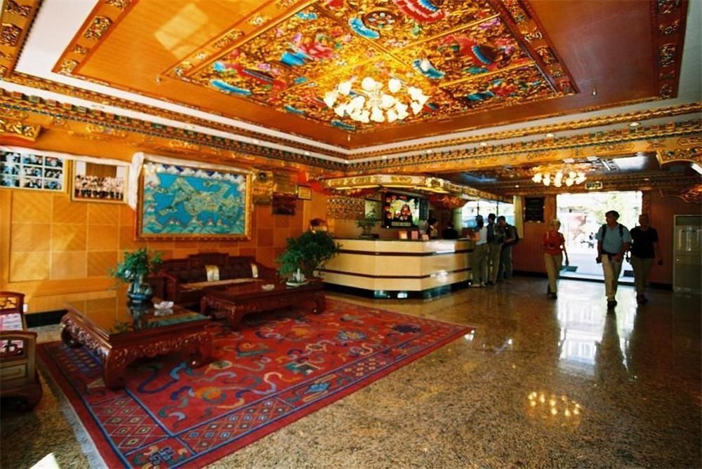 Yak Hotel Lhasa Dış mekan fotoğraf