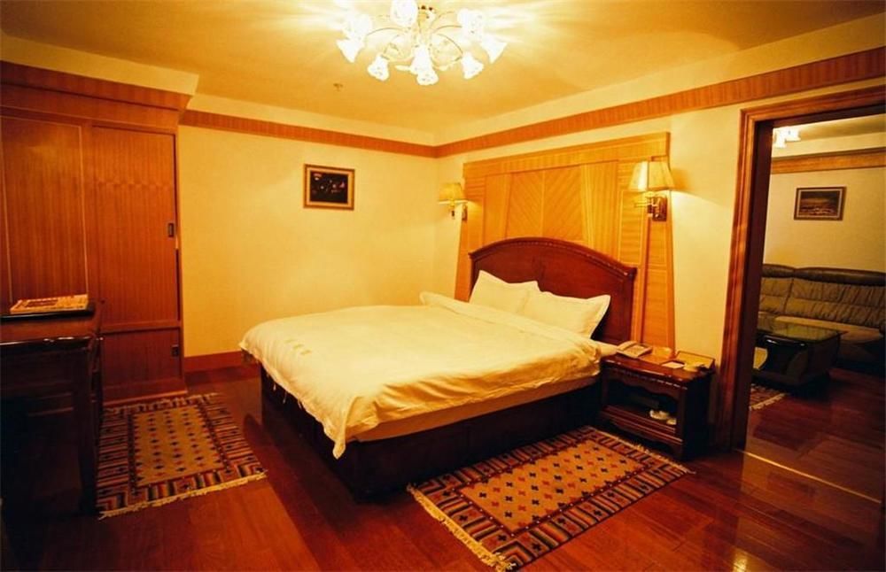 Yak Hotel Lhasa Dış mekan fotoğraf