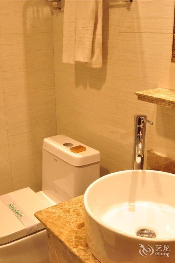 Yak Hotel Lhasa Dış mekan fotoğraf