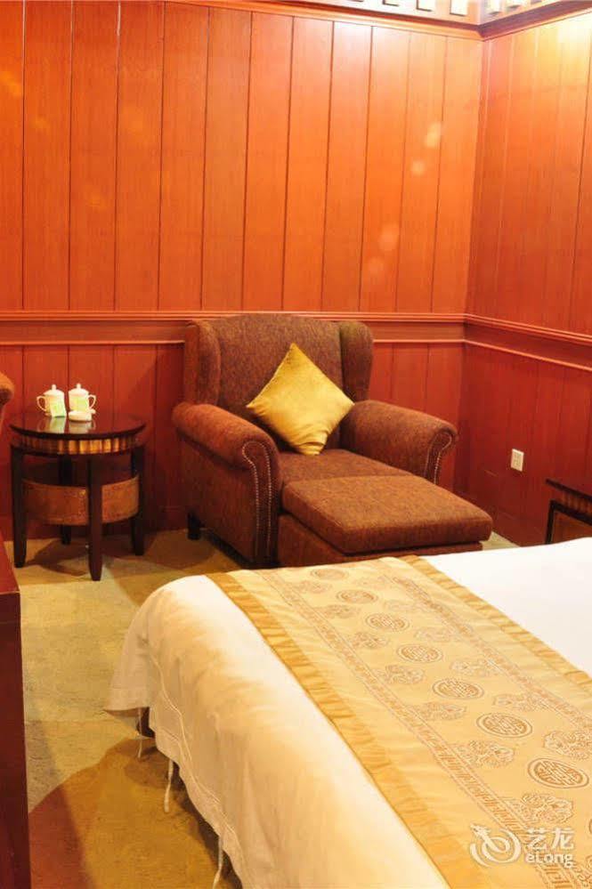 Yak Hotel Lhasa Dış mekan fotoğraf